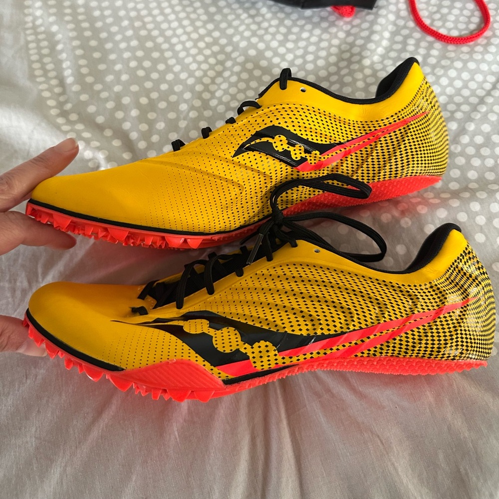 Saucony Spitfire Running Spikes, Men’s Size 9.5